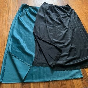 Skirt with slip skirt, blue and black. women’s medium